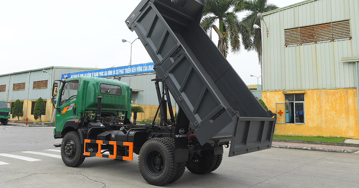 Xe ben TMT 7 tấn 2 cầu 5.5 khối