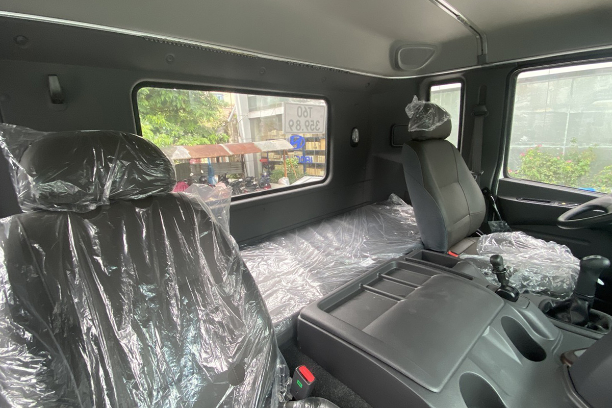 Xe Đầu Kéo Hyundai HD1000 Thanh Lý Mới 100%