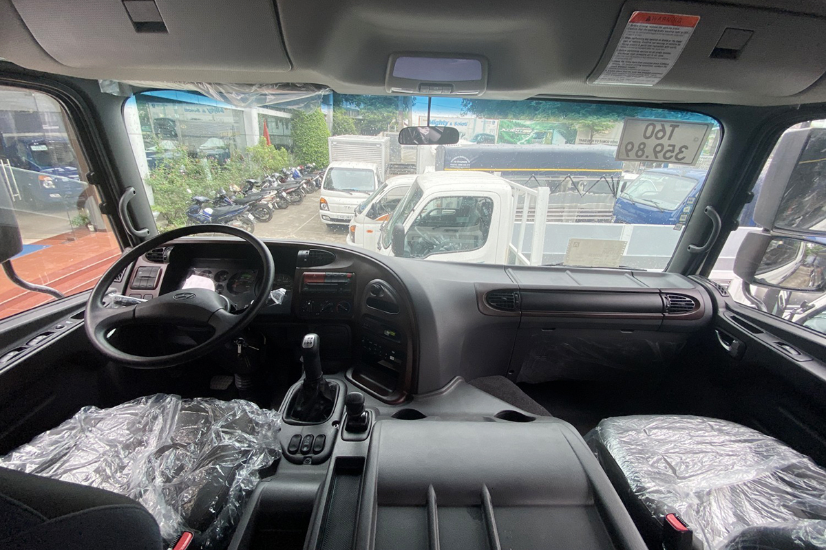 Xe Đầu Kéo Hyundai HD1000 Thanh Lý Mới 100%