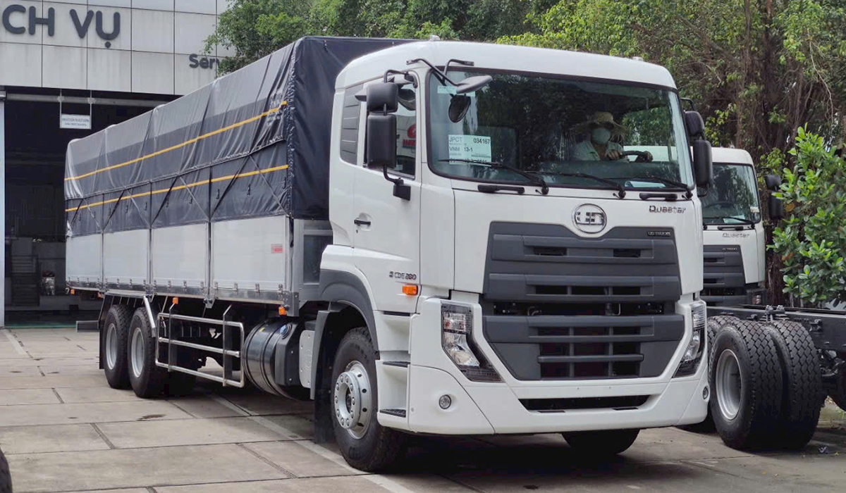 Xe tải UD 3 chân 280 14.5 tấn thùng 9m5