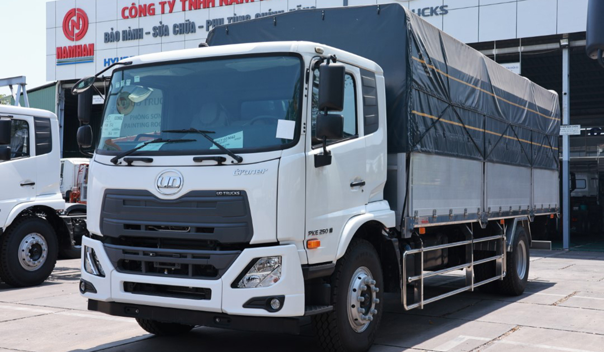 Xe Tải UD 9 Tấn Thùng 7m2 PKE 250 